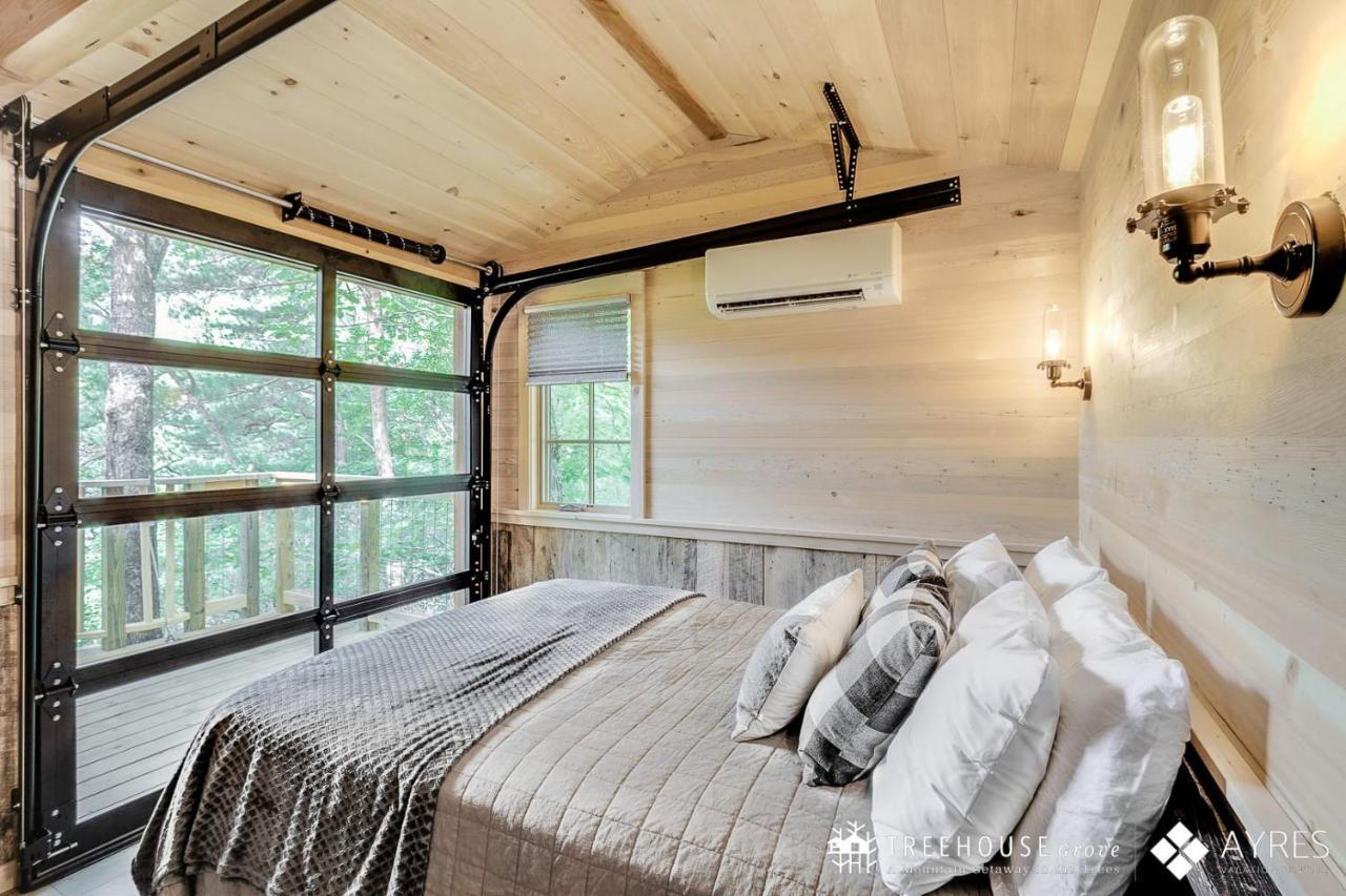 The Blackjack Oak In Treehouse Grove At Norton Creek Gatlinburg Exteriér fotografie