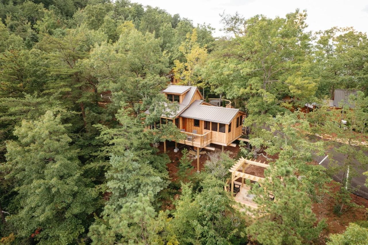 The Blackjack Oak In Treehouse Grove At Norton Creek Gatlinburg Exteriér fotografie
